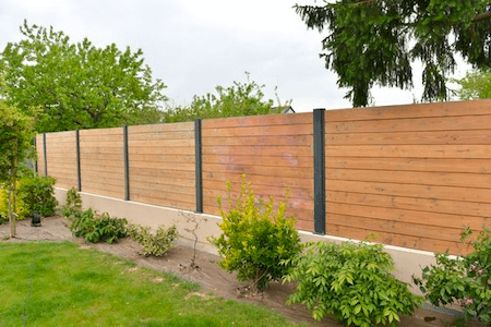 Quelle clôture aluminium pour délimiter votre jardin ?