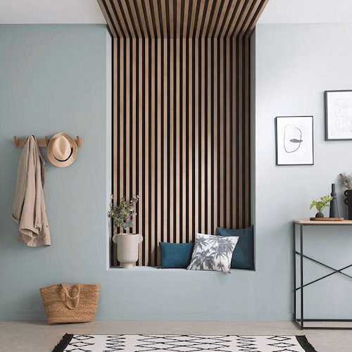 Tasseau bois mur : 10 idées pour sublimer votre maison